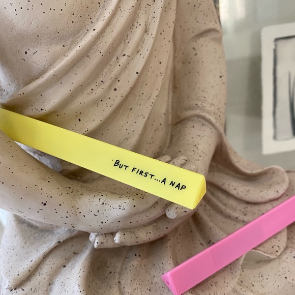 Free with purchase 🎉 3 procrastination pens I put off using! - Picture 2 of 4